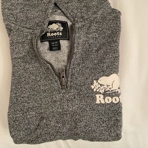 Roots grey quarter zip sweater